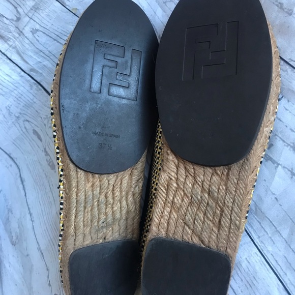 Authentic Fendi checkered Espadrilles Sz 6.5 - Picture 4 of 7